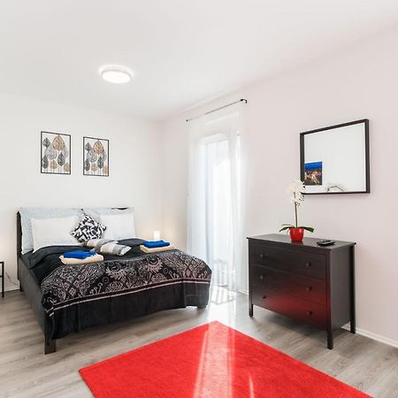 New Blue Danube Apartment With Balcony And Parking Budapešť Exteriér fotografie