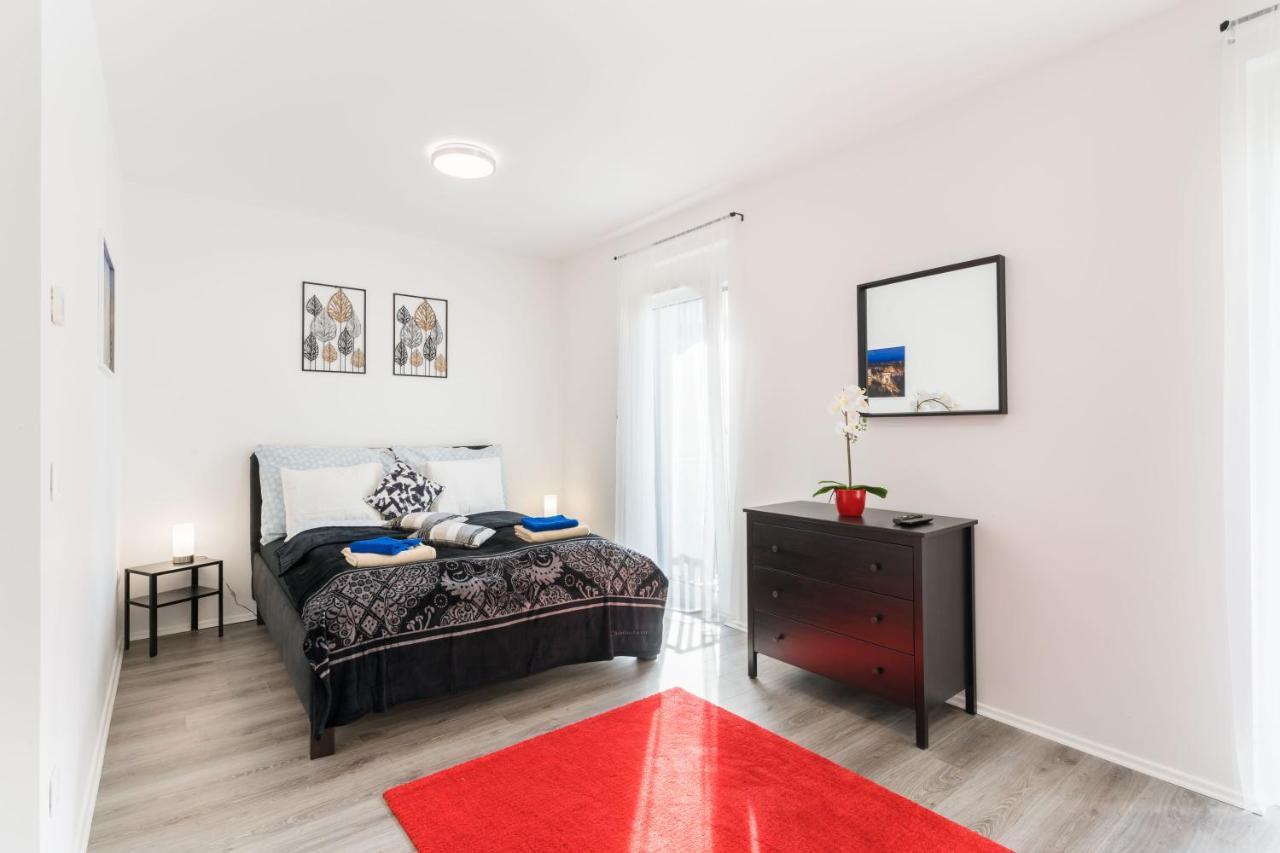 New Blue Danube Apartment With Balcony And Parking Budapešť Exteriér fotografie
