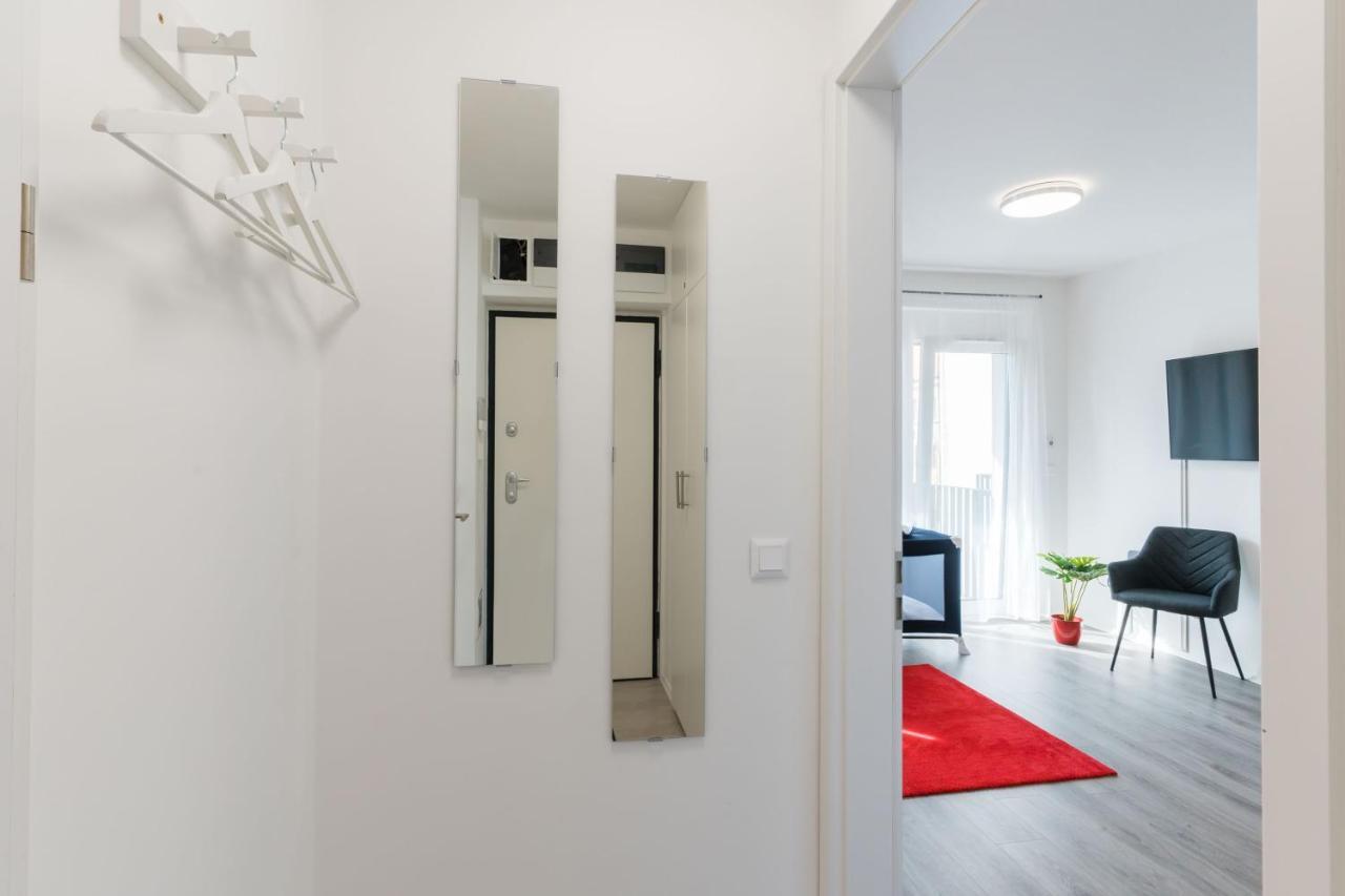 New Blue Danube Apartment With Balcony And Parking Budapešť Exteriér fotografie