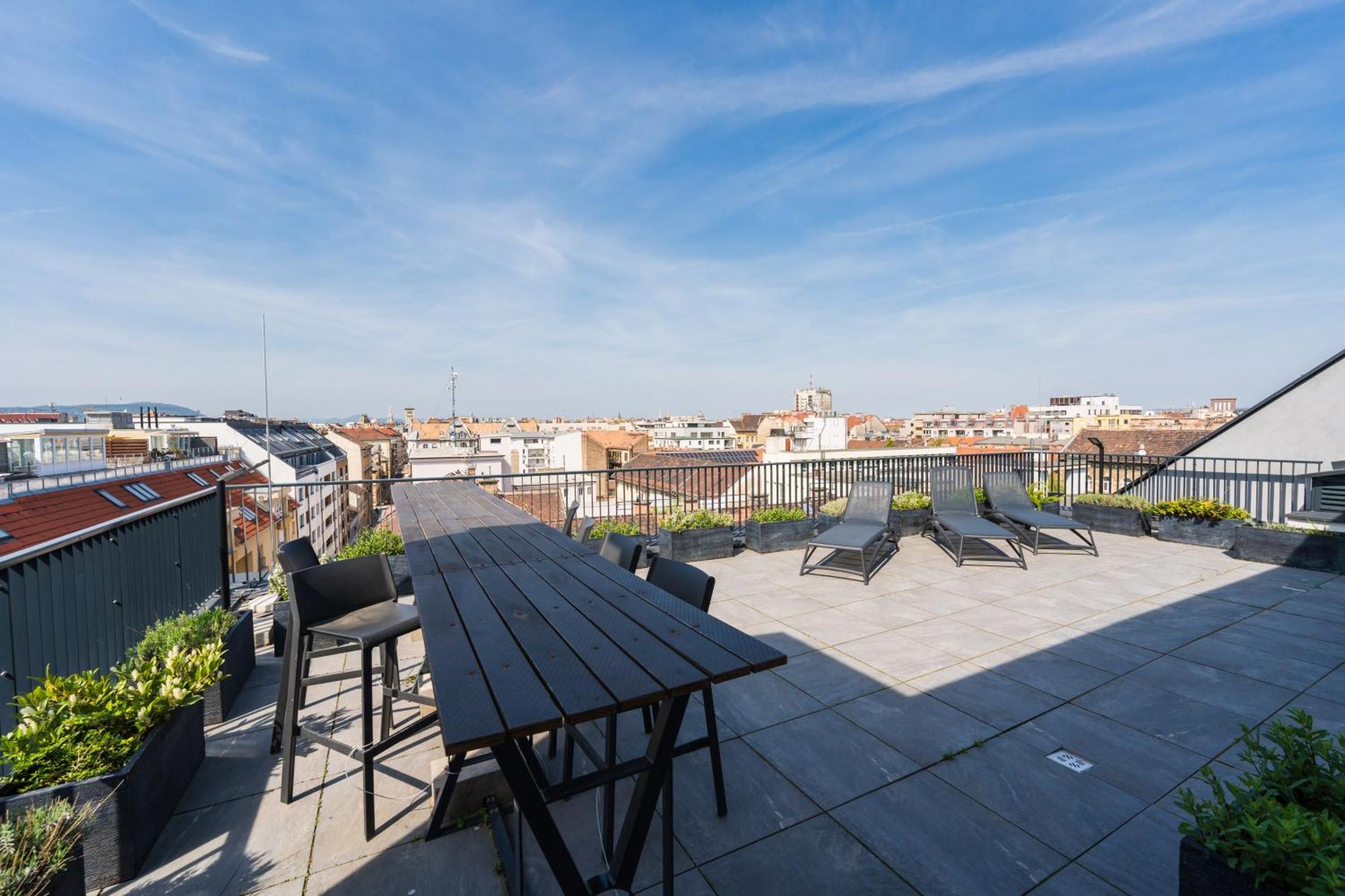 New Blue Danube Apartment With Balcony And Parking Budapešť Exteriér fotografie
